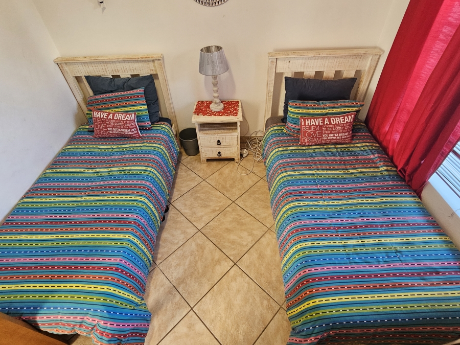 2 Bedroom Property for Sale in Jeffreys Bay Central Eastern Cape